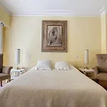 Providence - L\'Eden - Magnificent Apartment With Sea View And Swimming Pool