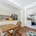 Providence - L\'Eden - Magnificent Apartment With Sea View And Swimming Pool